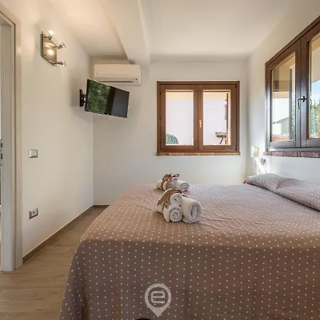 Monica - Guest house Iglesias
