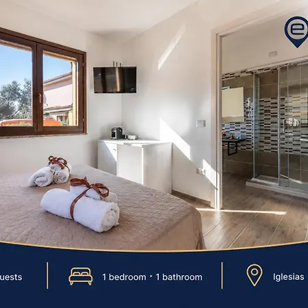 Estay - Monica -